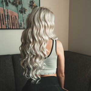 Raquel Welch Wig Signature Platinum Blonde Long Wavy